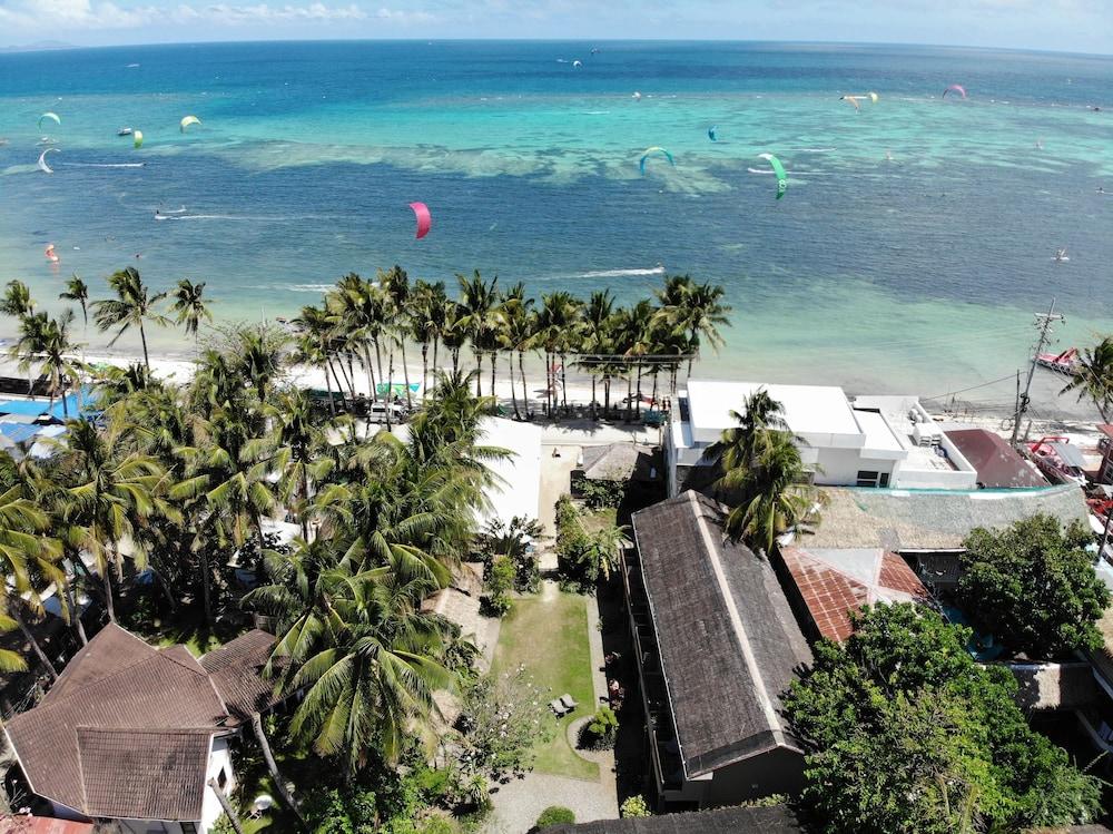 Reef Retreat Resort Balabag  Exteriör bild